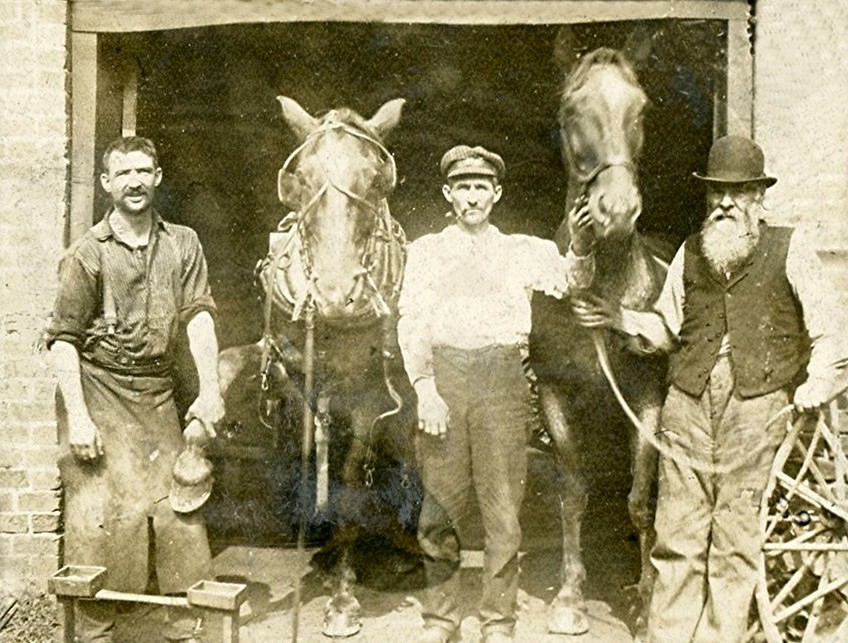 CRISS BLACKSMITH 11